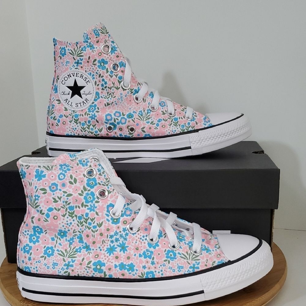 Converse Chuck Taylor All Star Hi Floral Women's 7 Men's 5 Pink Blue NIB